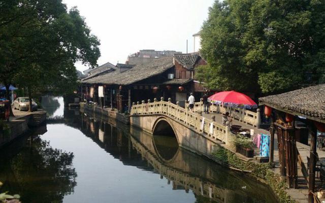 水疗中心